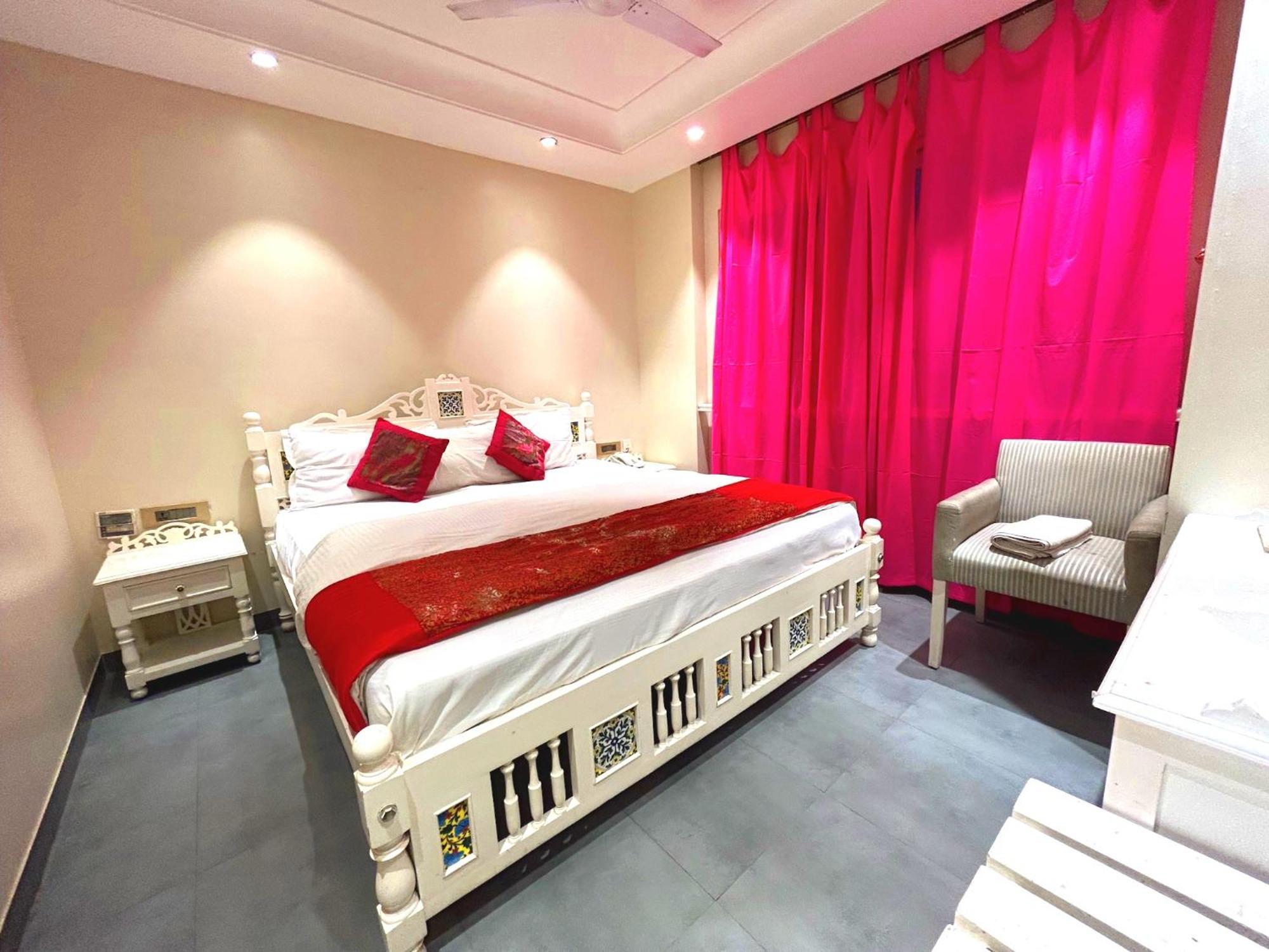 The Pinky Villa - Heritage Boutique Suites New Delhi Luaran gambar
