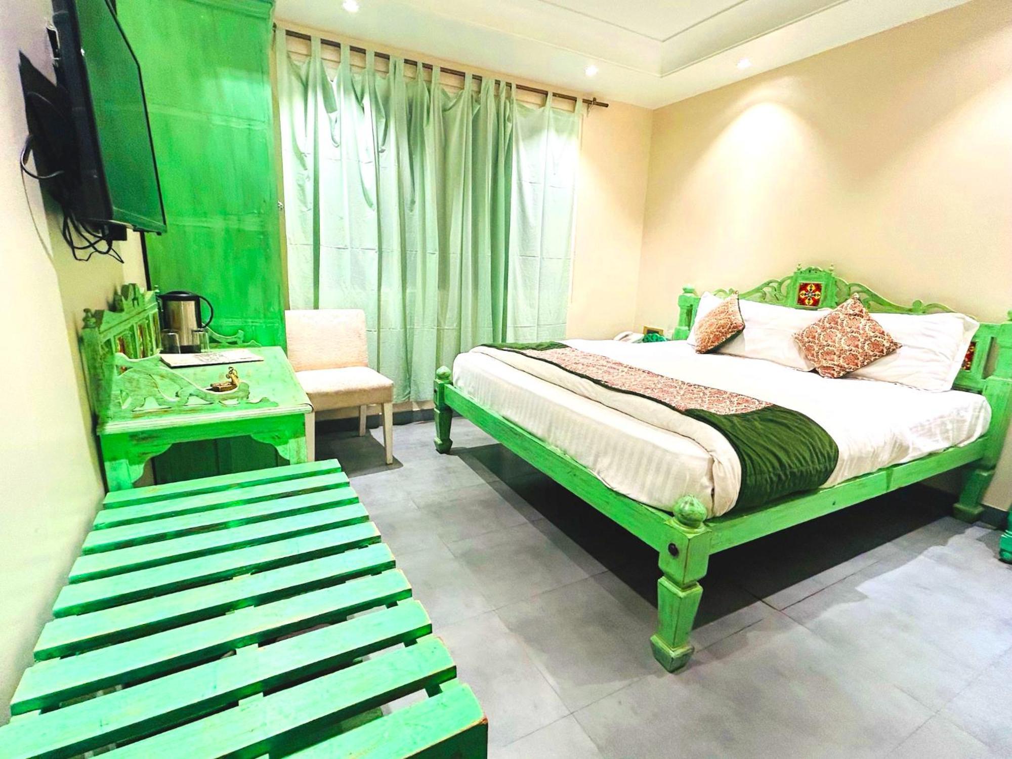 The Pinky Villa - Heritage Boutique Suites New Delhi Luaran gambar