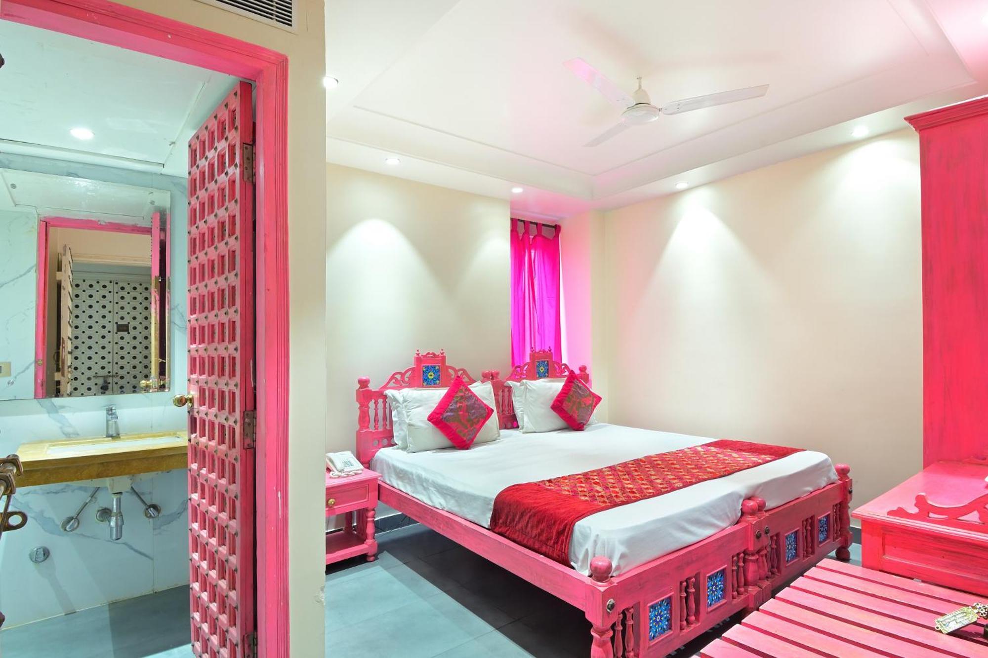 The Pinky Villa - Heritage Boutique Suites New Delhi Luaran gambar